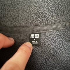 ユニクロ　フリース　メンズMの画像