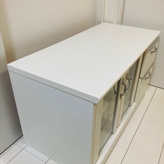 シンプル　ホワイト　引き出しと扉付　テレビ台　収納家具の画像