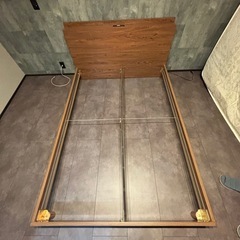 ダブルベッド　フレームのみの画像
