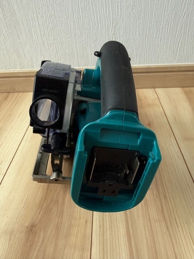 マキタ　丸ノコ　14.4V KS521D