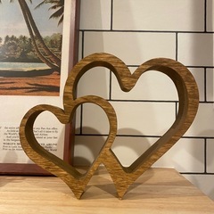 ハート型のオブジェの画像