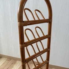 藤　ラタン　スリッパラックの画像