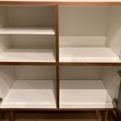 北欧風チェストの画像