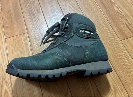 SCARPAの登山靴25.5センチ美品
