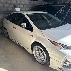 プリウスPHVの画像