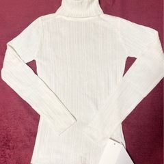 EGOIST ランダムリブタートルニットTOPの画像