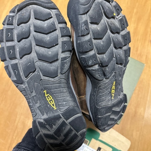 keen靴26
