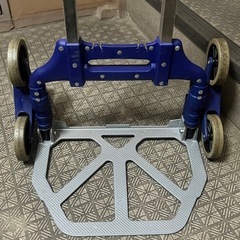 折りたたみアルミ3輪キャリーカート   手押し 台車の画像