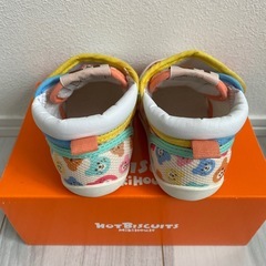 ほぼ未使用　ホットビスケッツ　カラフルくまさん　12.5の画像