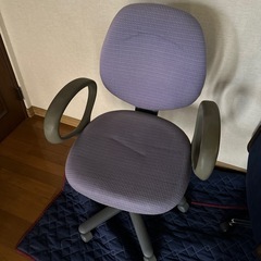 事務所イスの画像