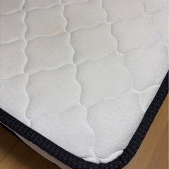 【無料】ベッドマットレス
　ダブル　カバー付 の画像