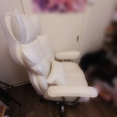 SKYE ゲーミングチェア オフィスチェア の画像