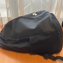 バスケットボール用バックパック（アンダーアーマー）の画像