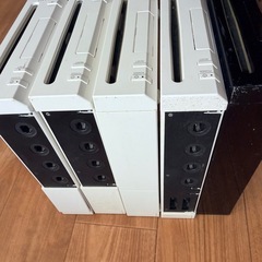 Wii本体のみです。の画像