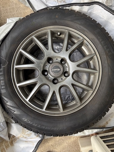 205/60R16 スタッドレス＋アルミホイール4本セット ピレリ ICE ZERO 2024年製 バリ溝