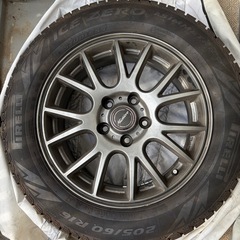 205/60R16 スタッドレス＋アルミホイール4本セット ピレリ ICE ZERO 2024年製 バリ溝の画像
