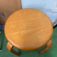 椅子　イス　丸イス　木製丸イスの画像