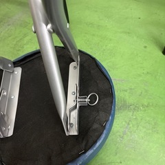 折りたたみイス　椅子　丸イス　青の画像