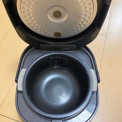 炊飯器の画像