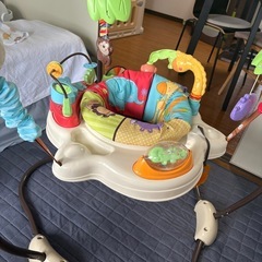ジャンパルー　赤ちゃん用オモチャ　歩行器の画像