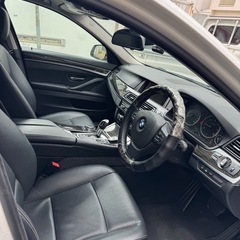 BMW 523D (F10)の画像