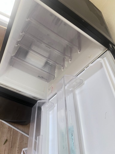 冷蔵庫、洗濯機、ベッド-シングル、全て買って全部1万円
