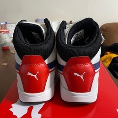 プーマ安全靴の画像