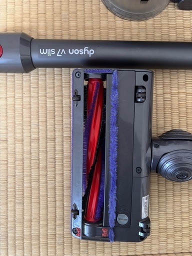 【お受け渡し決まりました】ダイソン　Dyson 掃除機　v7slim