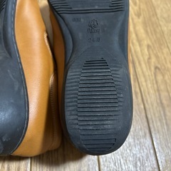 靴　24.5EEEの画像