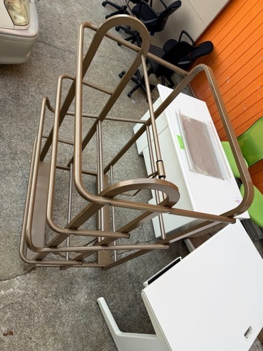 折りたたみイス用台車　30台くらい入ります