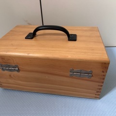 木製収納ボックスの画像