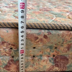 ダブルマットレスの画像