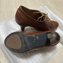 ブラウン レースアップ ヒールシューズ（23cm前後）中古の画像