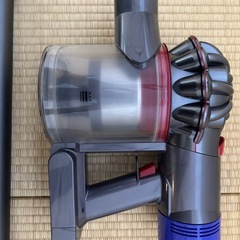 【お受け渡し決まりました】ダイソン　Dyson 掃除機　v7slimの画像
