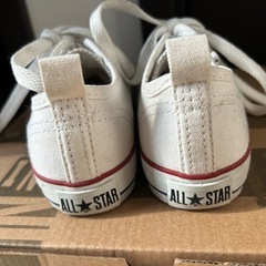 CONVERSE スニーカーの画像