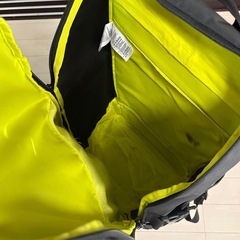 adidas 3本ライン リュック ブラック　イエロー　の画像