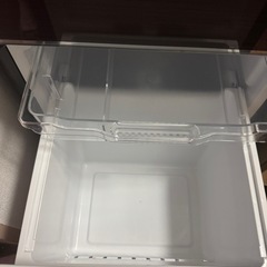 ハイセンス 冷蔵庫 2ドア 134L HR-G13B ガラスドア ファン式 の画像