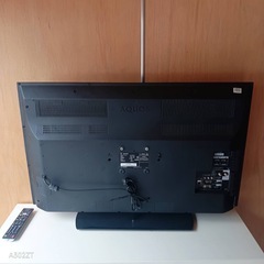 F☆N001  送料無料  モデルルーム展示品　SHARP　液晶テレビ　40インチ    の画像