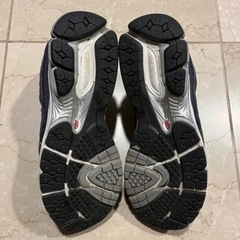 ニューバランス 2002RXK ゴアテックス  27.5cmの画像