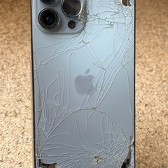 【部品取り】iPhone13 pro maxシエラブルー SIMフリー ジャンクの画像