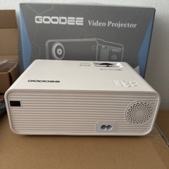 GOODEE   プロジェクターの画像