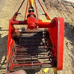 ニプロ 掘り取り機 D-65A トラクター用 3点リンク式 の画像