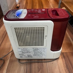 加湿器　SHARP HV-T50CXの画像