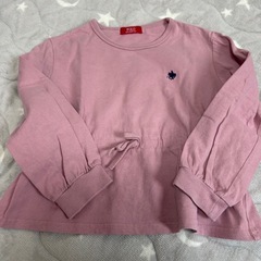 110センチ　ジャンパースカートとシャツの画像