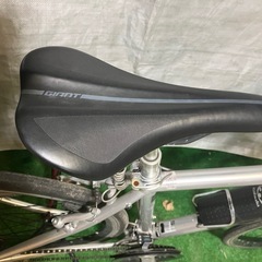 美品！！状態良好！【GIANT エスケープR3 クロスバイク 3×8段変速 ﾌﾚｰﾑｻｲｽﾞ465㎜】すぐお乗り頂けます！一部地域送料無料！防犯登録別途600円（※必須）の画像