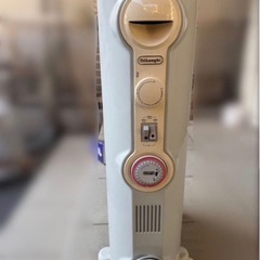 デロンギオイルヒーター　JR0812-CR De'Longhiの画像