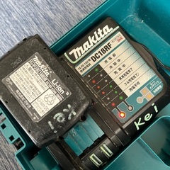 マキタ18v 
バッテリー✖️2  ランタン　急速充電器の画像