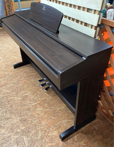 ヤマハ YAMAHA アリウス ARIUS 電子ピアノ イス付 中古 