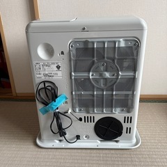 石油ファンヒーター　コロナ石油ストーブの画像