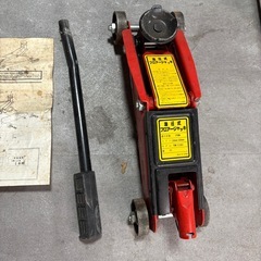 取引予定者様決まりました油圧式ジャッキ　TM71183の画像